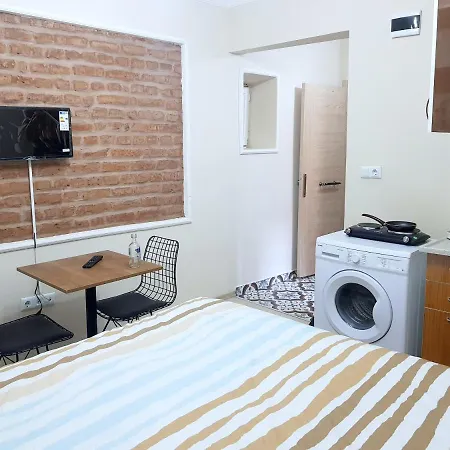 Renao 1 Hotel 3*